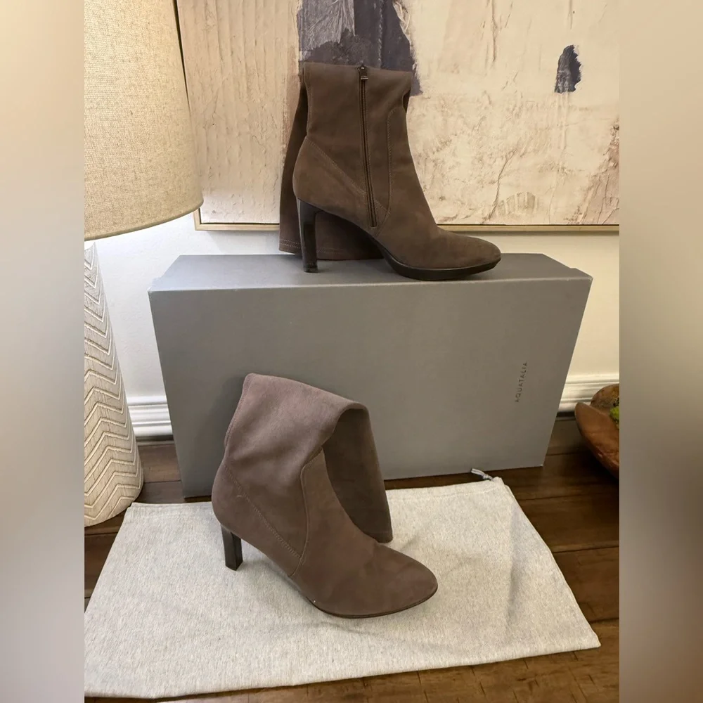 Aquatalia Rhumba Weatherproof Suede Knee-High Boots in Anthracite size 10